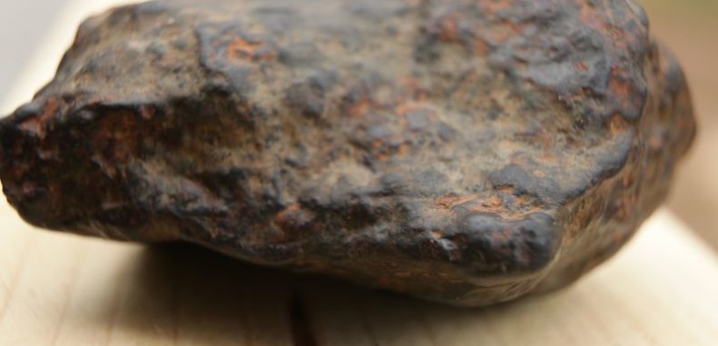 Meteorit rar, expus zilele acestea în Dino Parc Râșnov