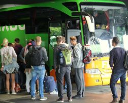 Cele mai vizitate orașe din Europa Începând cu anul 2020, primele trenuri FlixTrain vor conecta mai multe orașe din Suedia, în timp ce în Germania vor fi disponibile și mai multe destinații Mai mult de jumătate dintre pasagerii români nu își cumpără din timp biletul pentru călătoriile cu autocarul pe distanțe lungi FlixBus și-a extins rețeaua în Ucraina și a deschis un birou propriu în Kiev. FlixBus lansează noi curse din zona de vest a țării spre Praga, Salzburg, Rosenheim și München.