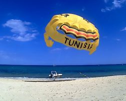 Dacă plănuieșți să mergi în vacanță în Tunisia, trebuie să știi câteva lucruri care te vor ajută să ai un sejur mai liniștit. vacanță în tunisia la început de sezon